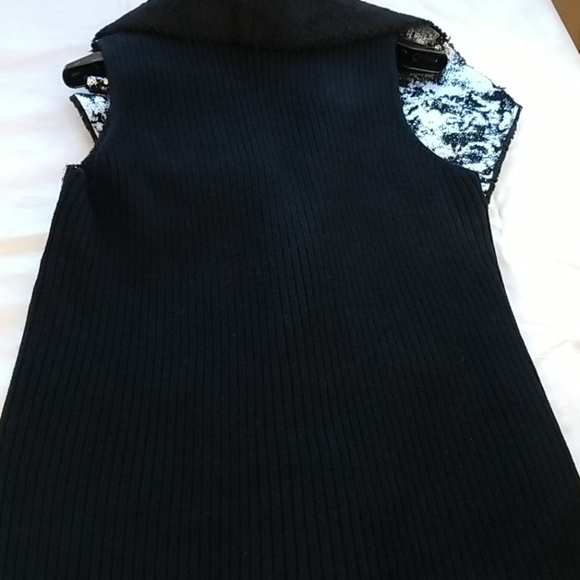 Mesh + Lace Sherpa Black & Silver Vest - Picture 11 of 16
